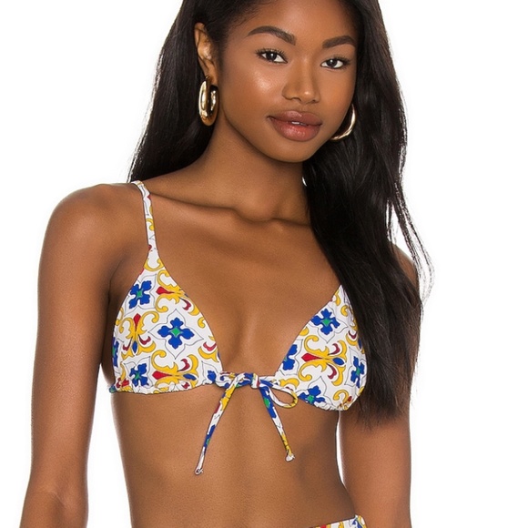 NWT WeWoreWhat Pearl Tile Triangle Bikini Top - Picture 1 of 5